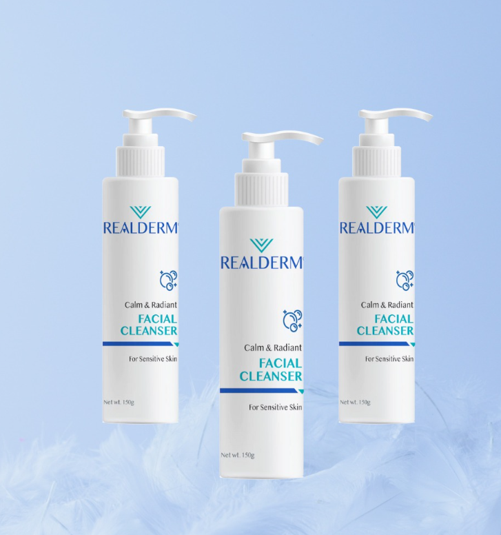 Realderm Calm & Radiant Facial Cleanser 150G